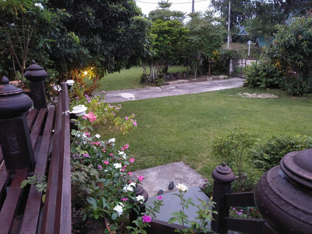 Oui Kaew Homestay Фаяо Екстериор снимка